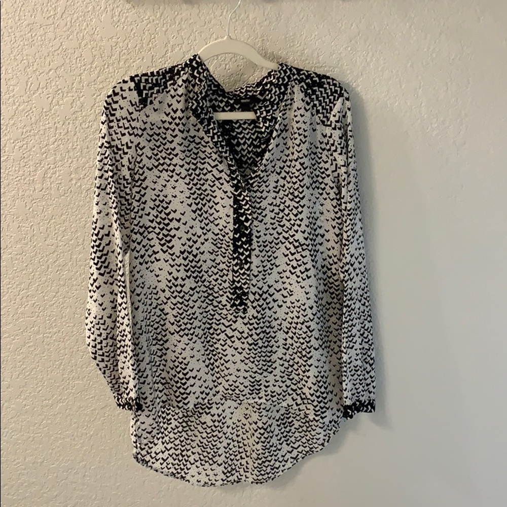 Black and white long sleeve blouse